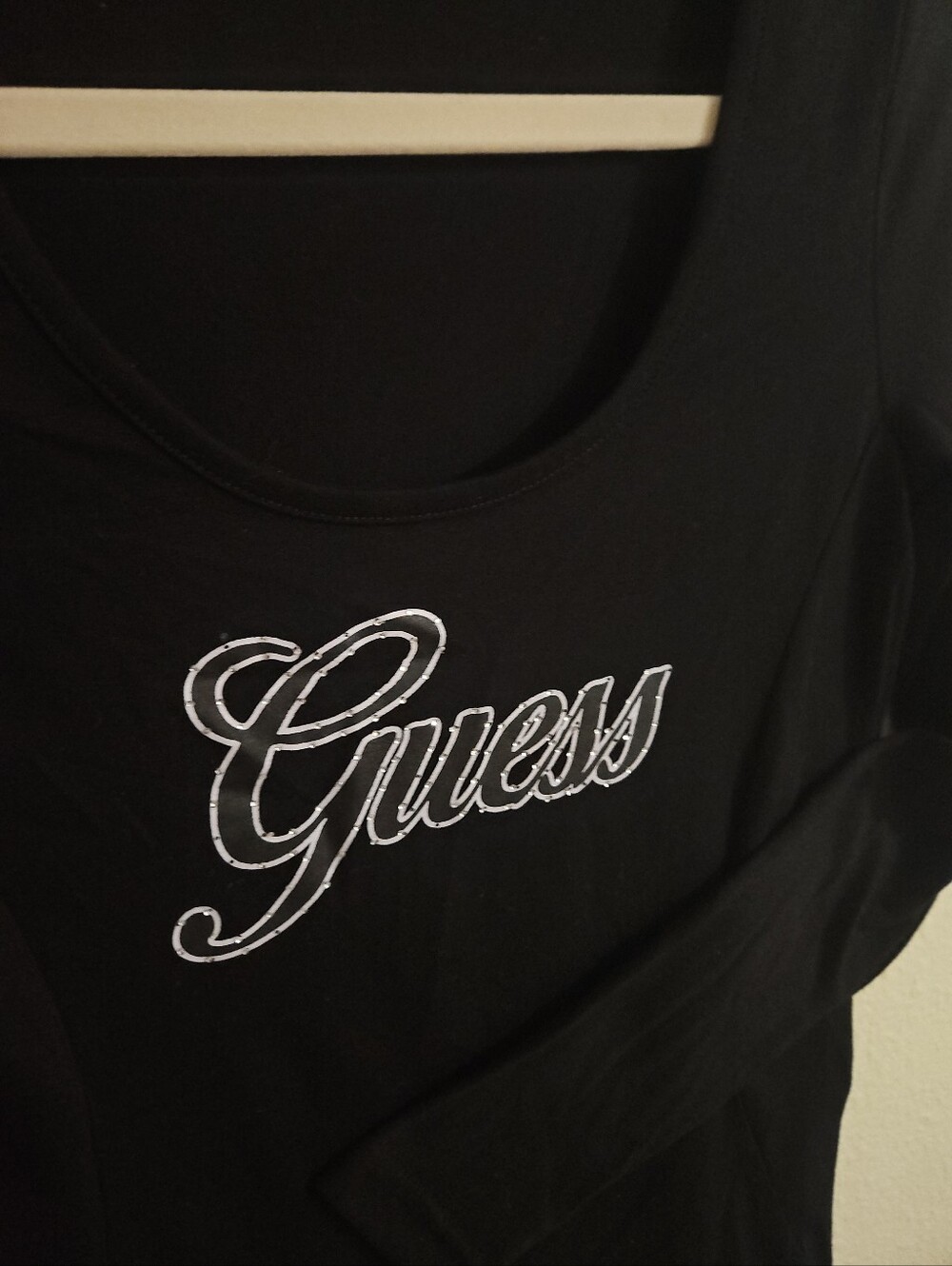 Vintage Y2K Vibe GUESS Rhinestone Script Logo Slim Fit Tee Jet Black Size XS